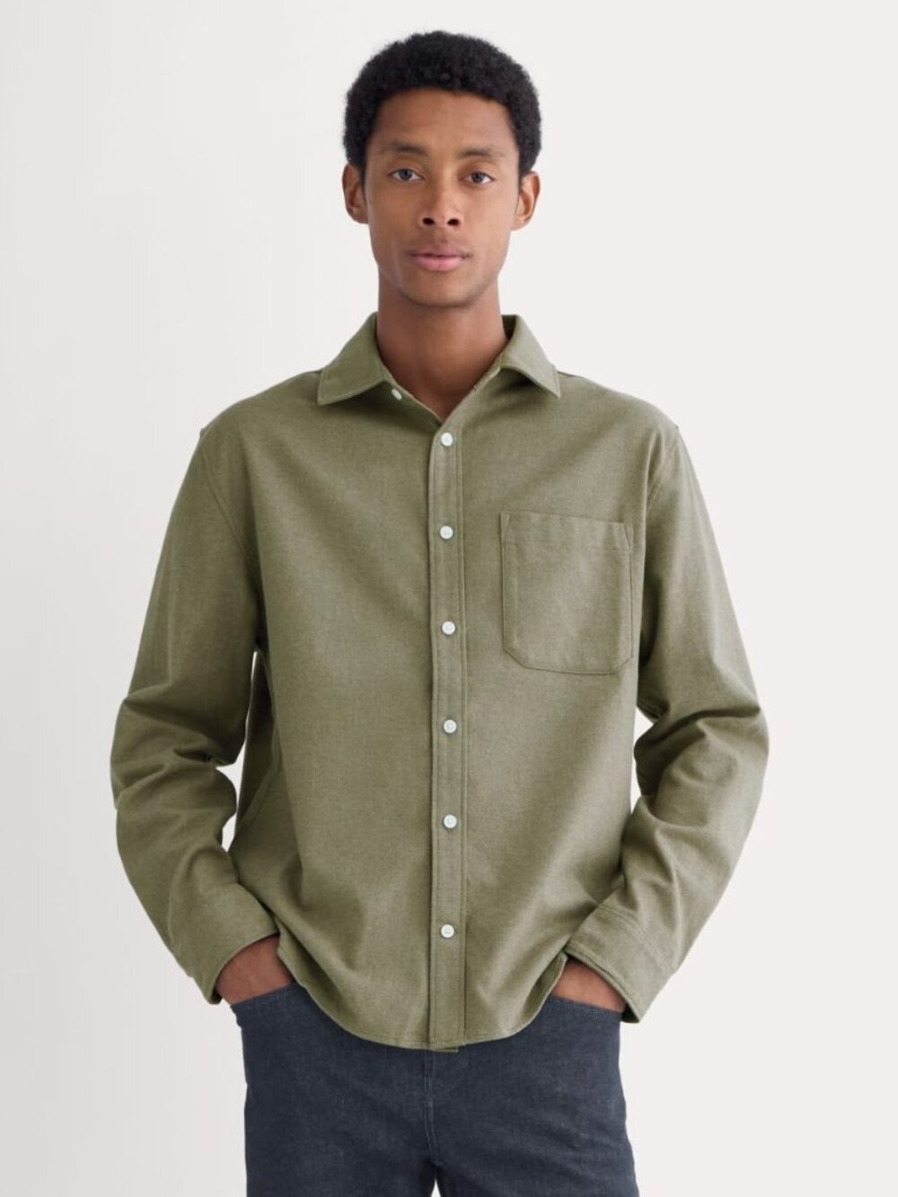 Everlane Men's Brushed Flannel Shirt in Heathered Thyme, Size Medium